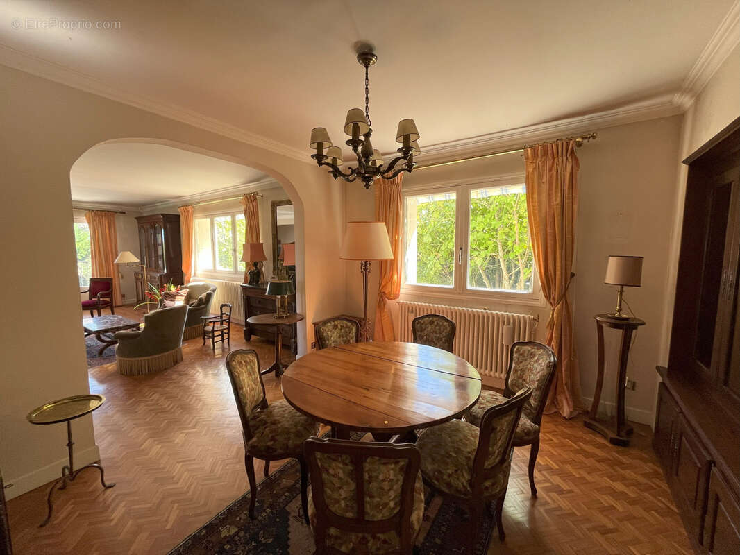 Maison avec jardin et garage - photo 4
