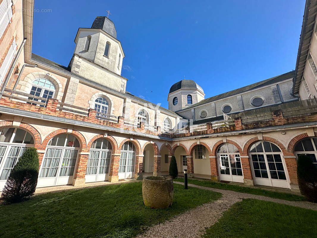 Appartement à FONTENAY-LE-COMTE