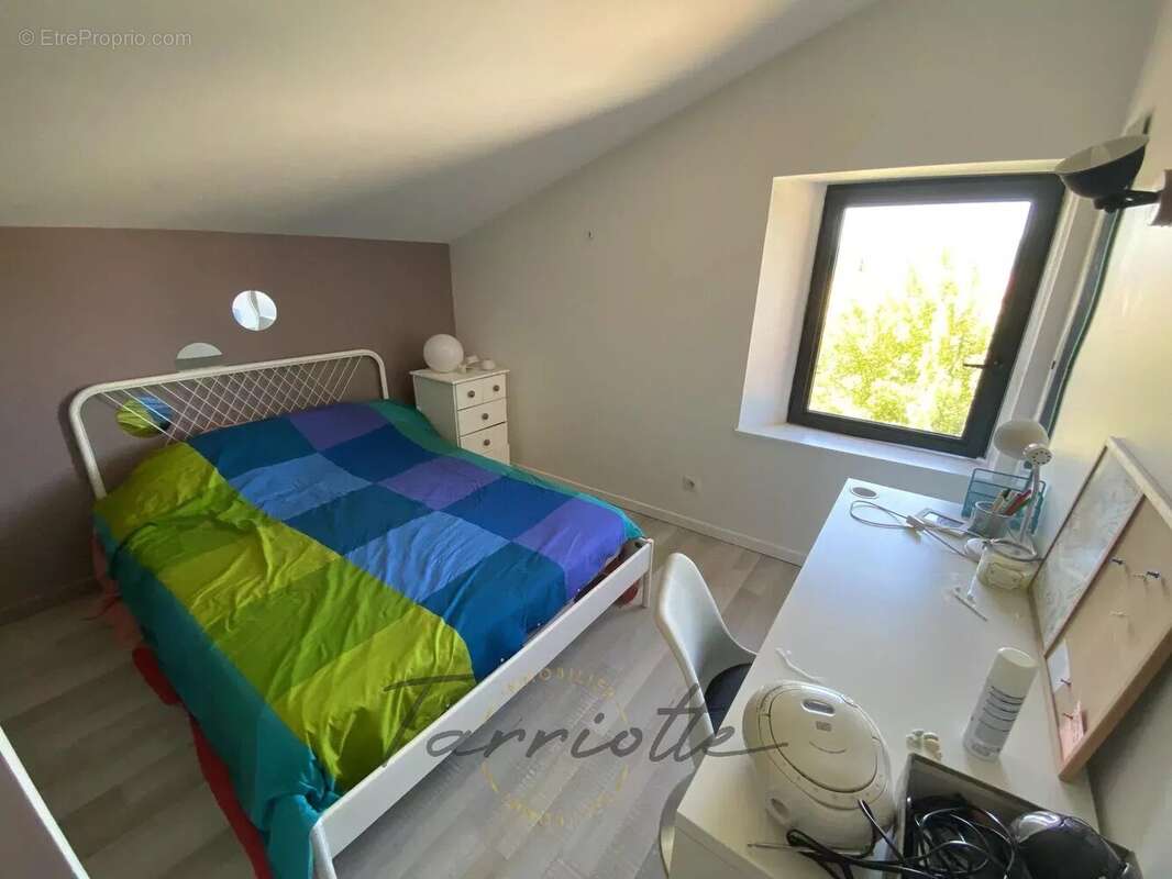 Maison à MONTELIMAR