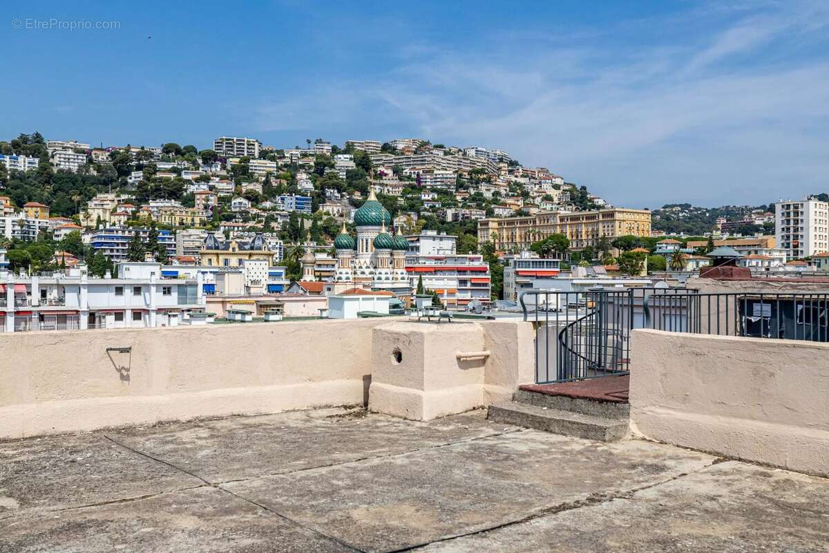 Nice Tzarewitch - Exceptionnel dernier étage de 156m² avec 170m² de terrasses - photo 2