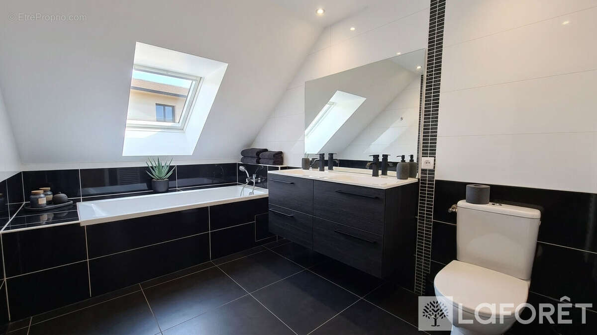 ** maison type 4 - embrun - 4 pièces - photo 10