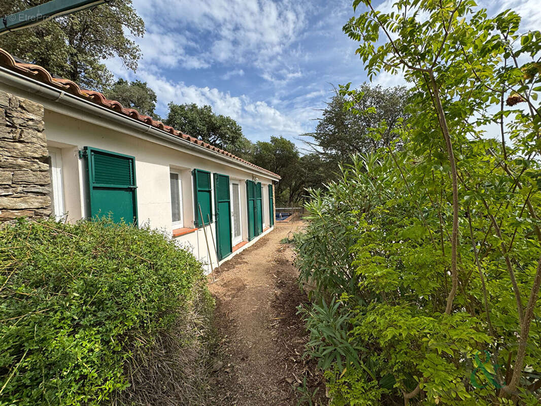 Maison à BORMES-LES-MIMOSAS