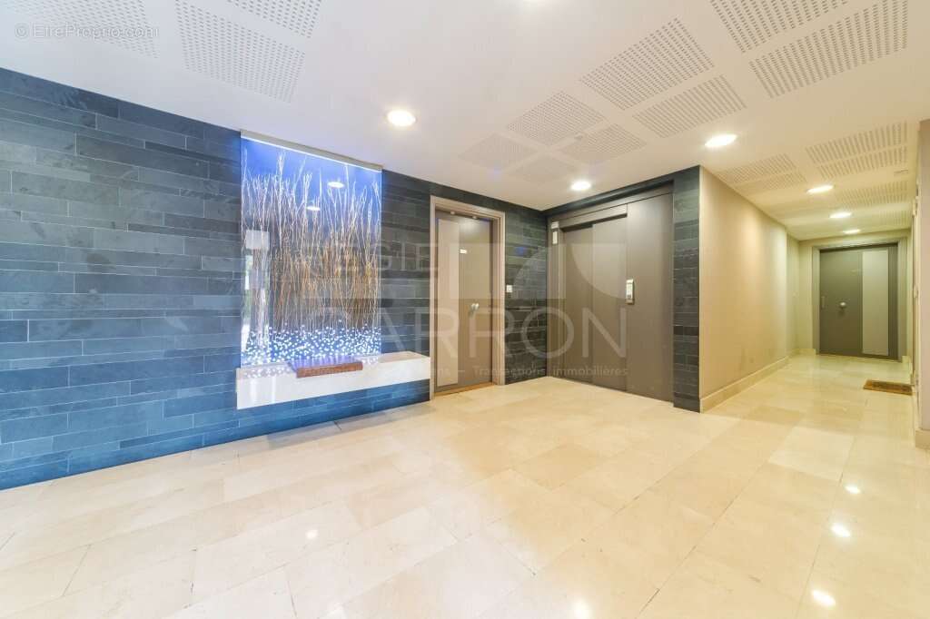 Caluire voie verte - t4 100m2 - lumineux - residence de standing - photo 7