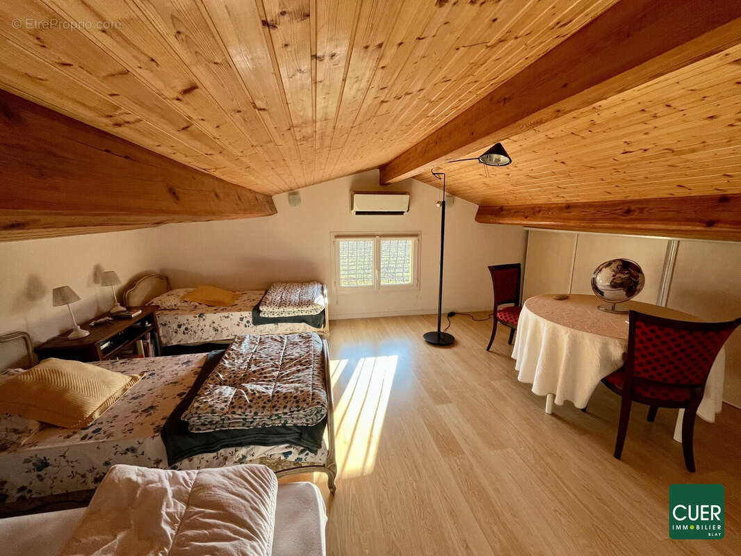 Maison à LA ROCHE-DE-GLUN