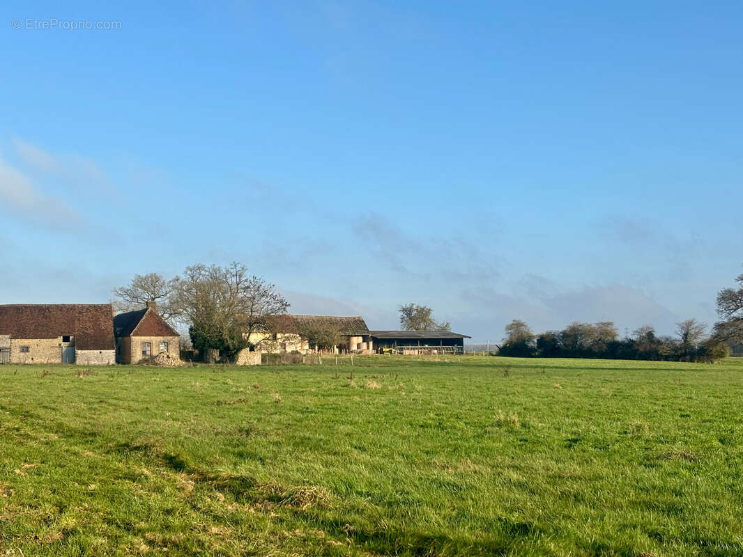 Maison à SAINT-ELIPH