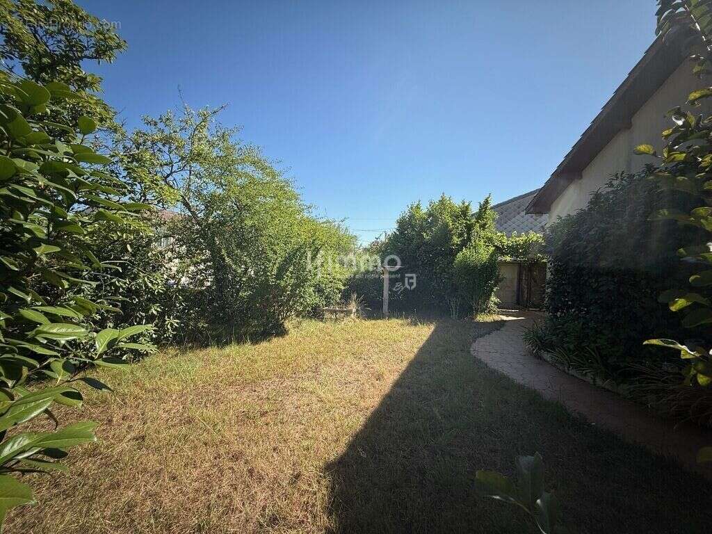 Maison à VILLENAVE-D'ORNON