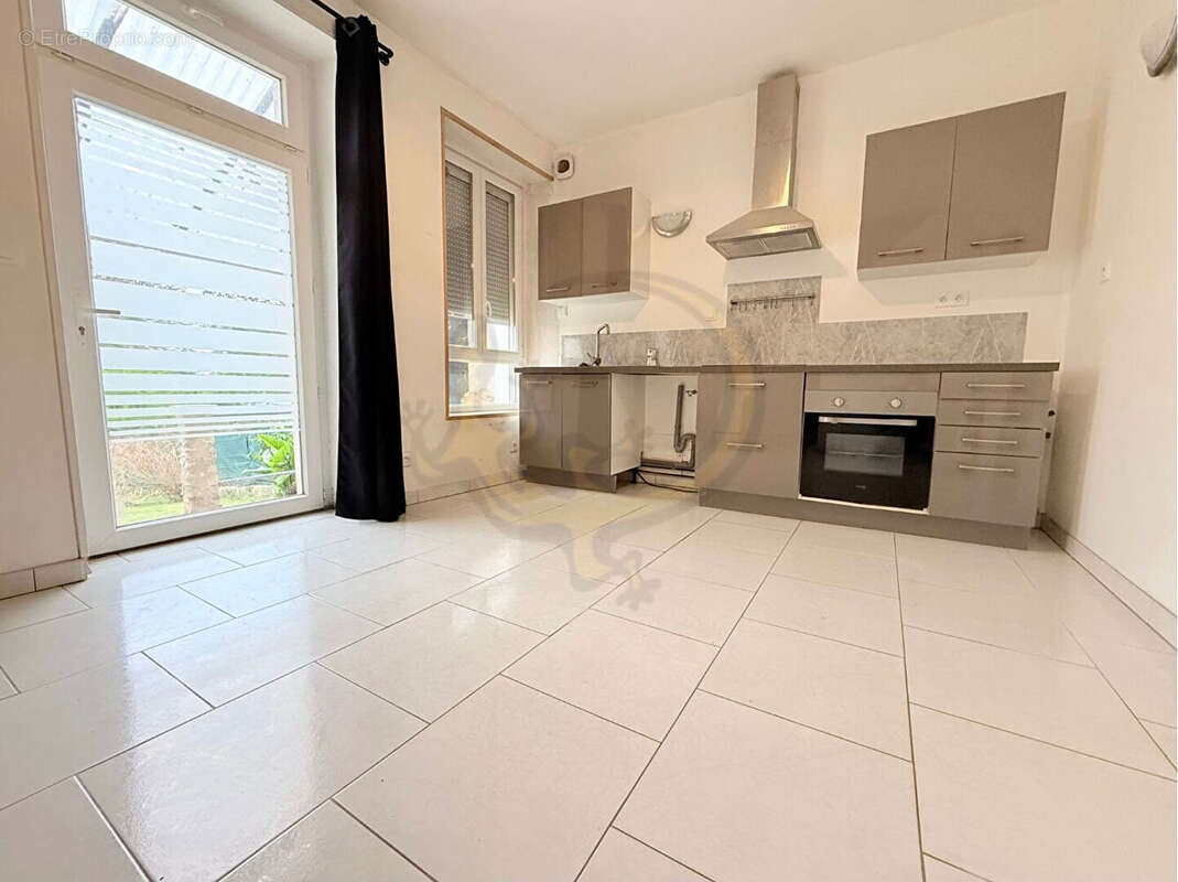 Maison à VILLERS-COTTERETS