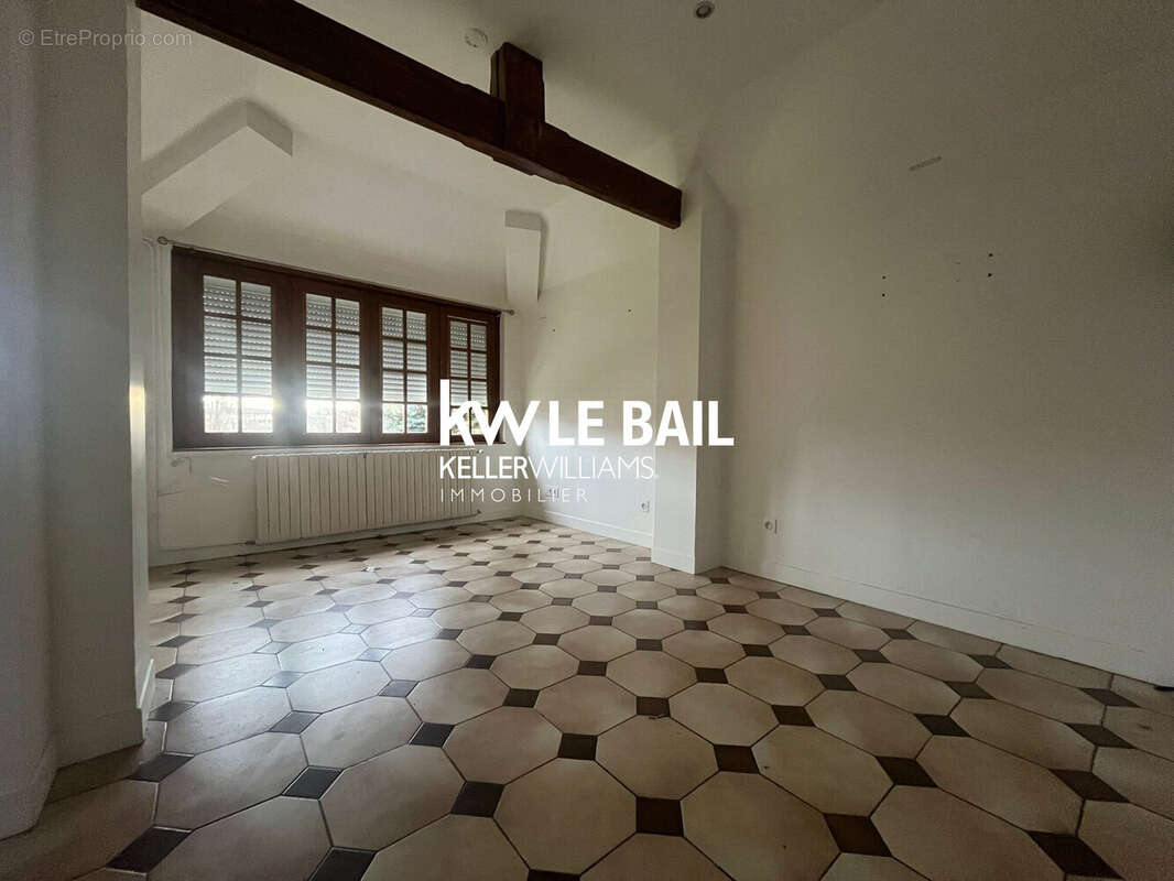 Maison 80 m² à Auvers-Sur-Oise  - photo 2