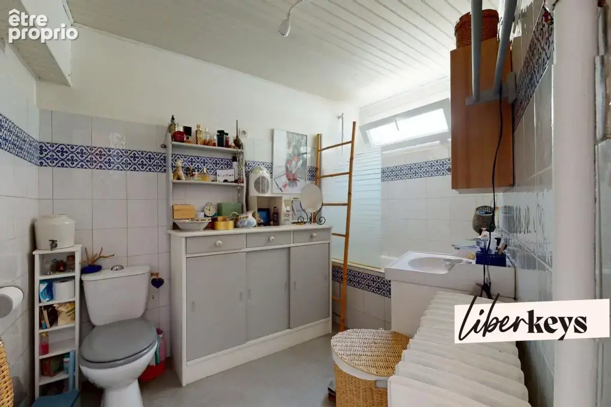 Aubagne centre T4 atypique ~87m² + terrasse ~16m² et des rangements - photo 10