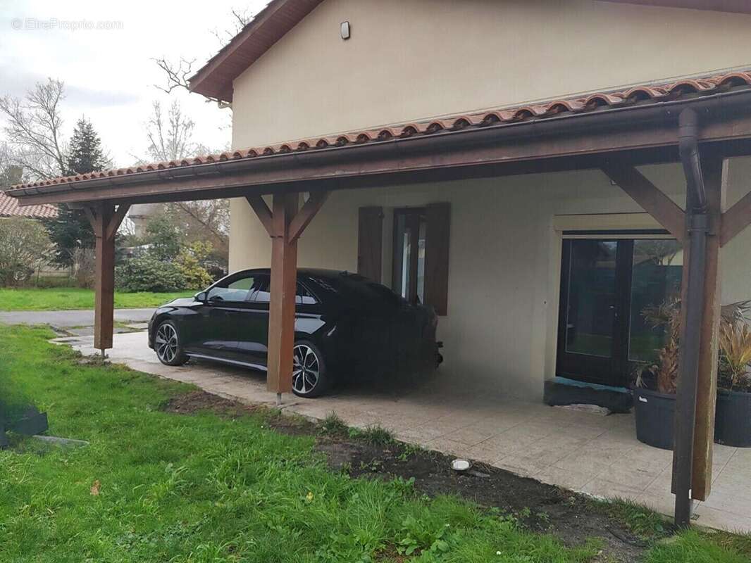 Maison à MIOS