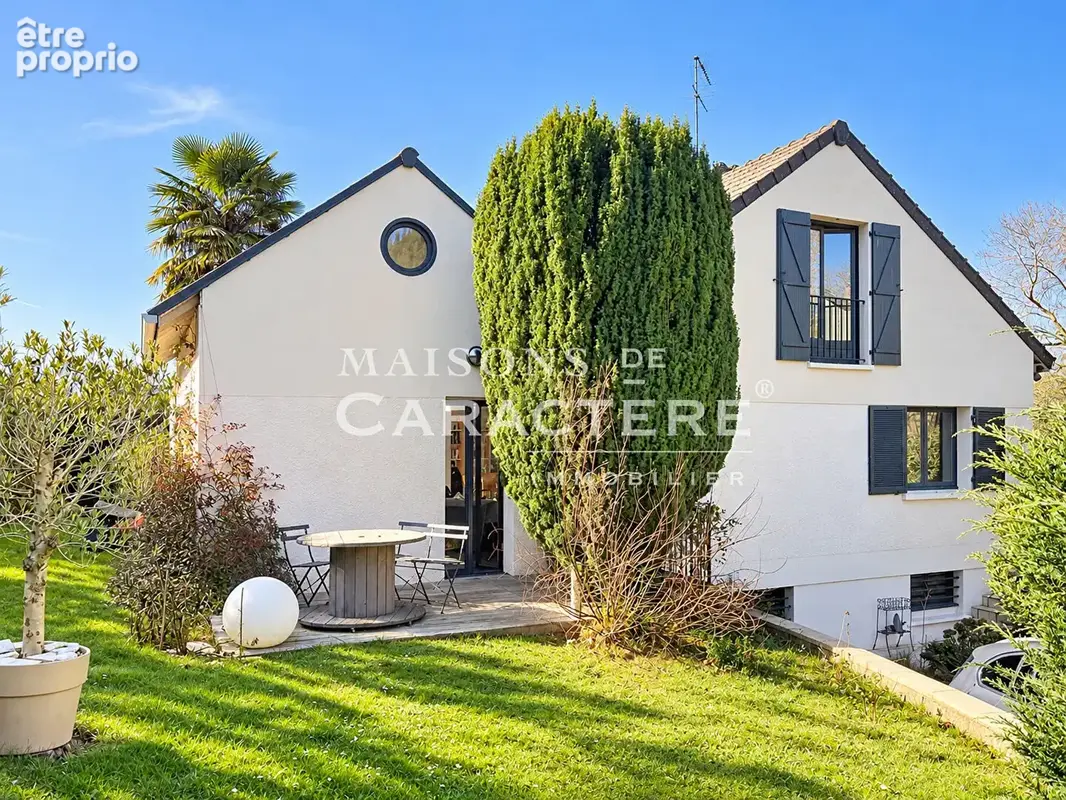 Maison de charme individuelle avec triple Séjour & Hauteur cathédrale - photo 7