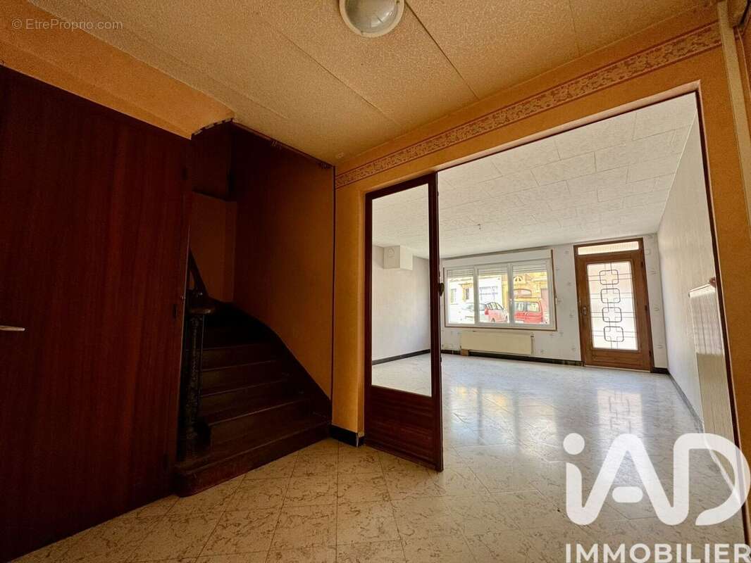 Maison 137 m² à Grandpre  - photo 5