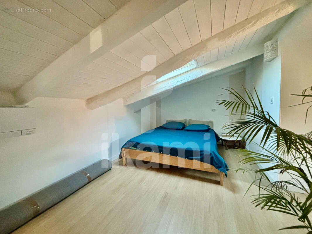 Appartement à SAINT-BAUZILLE-DE-PUTOIS