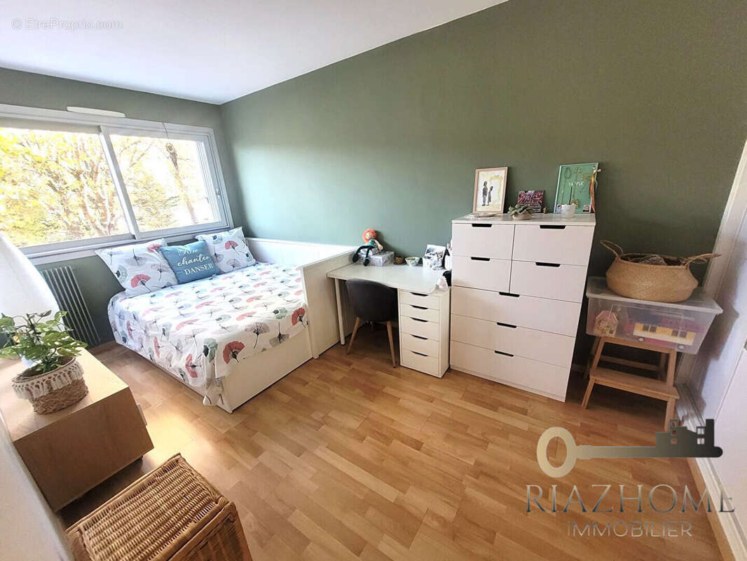 Appartement à LE BOURGET