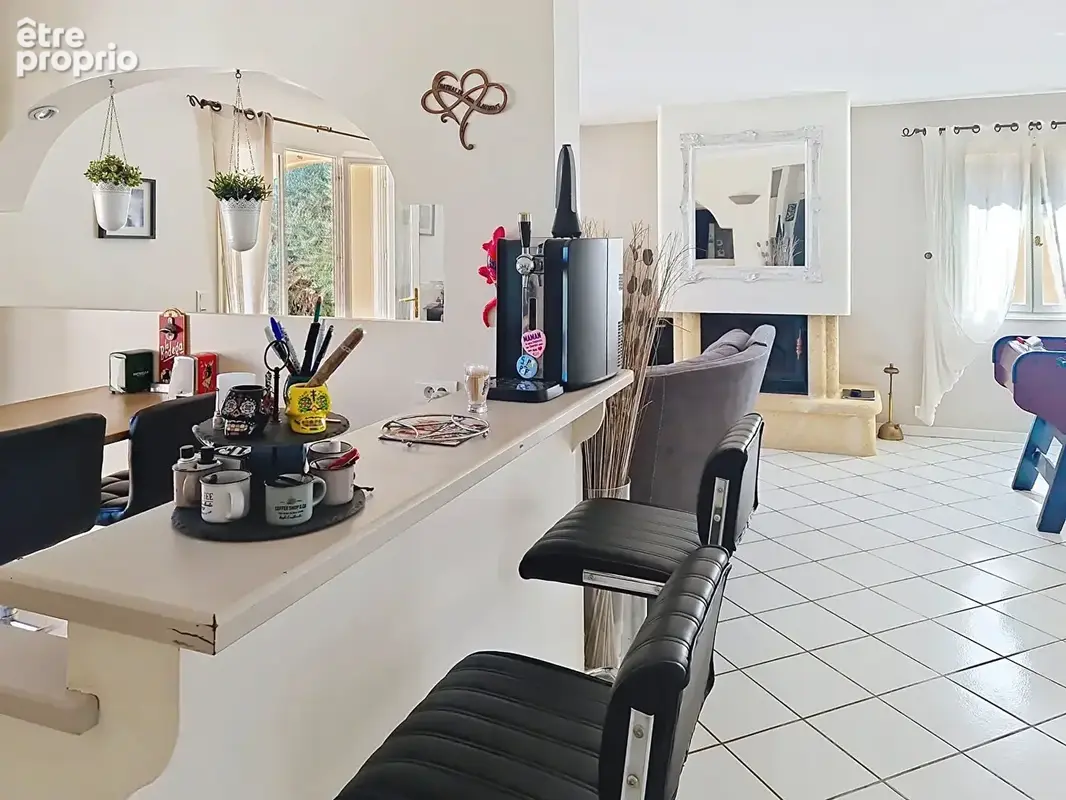 Maison Villeneuve Les Avignon 5 pièce(s) 150 m2 plus garage sur 521 m² de terrain avec piscine hors-sol - photo 9