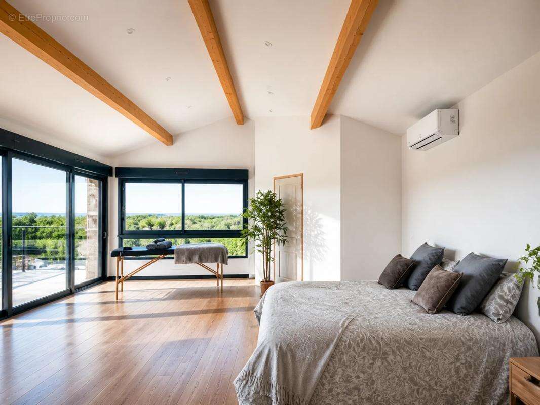 Villa de 12 pièces de 650 m² à Saint-Nexans - photo 13