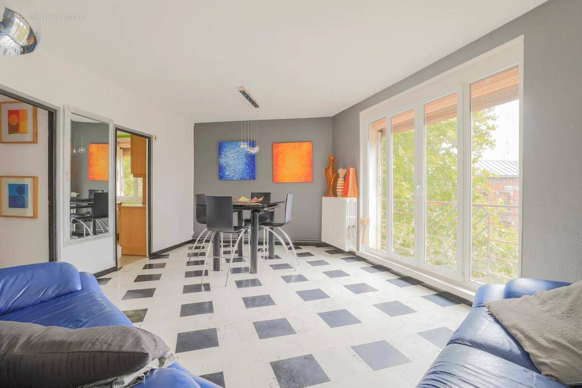 Appartement à VALENCIENNES