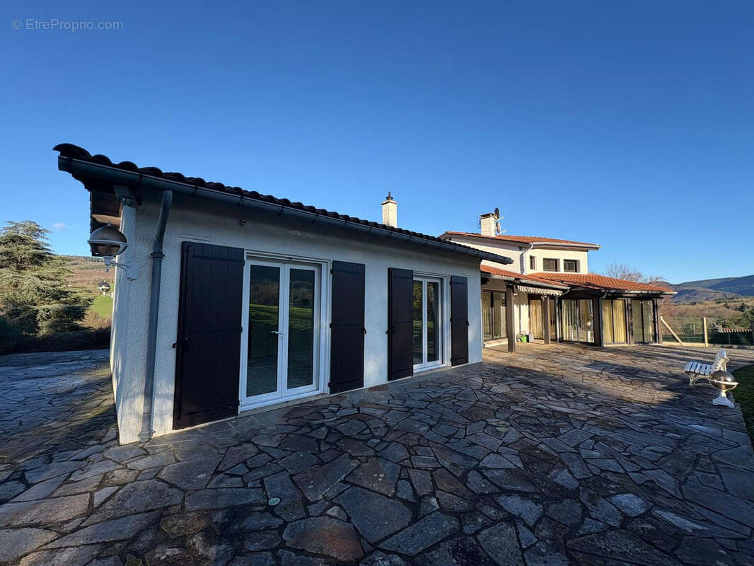 Maison à SAINT-AMANS-SOULT