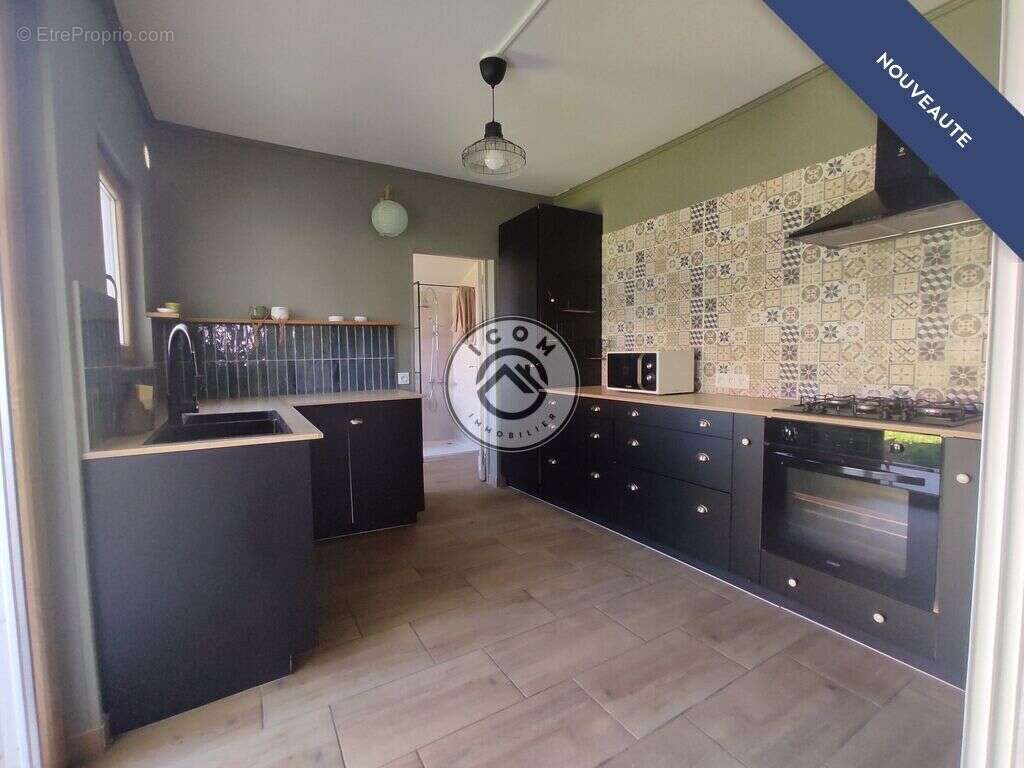 Maison à AULNOYE-AYMERIES