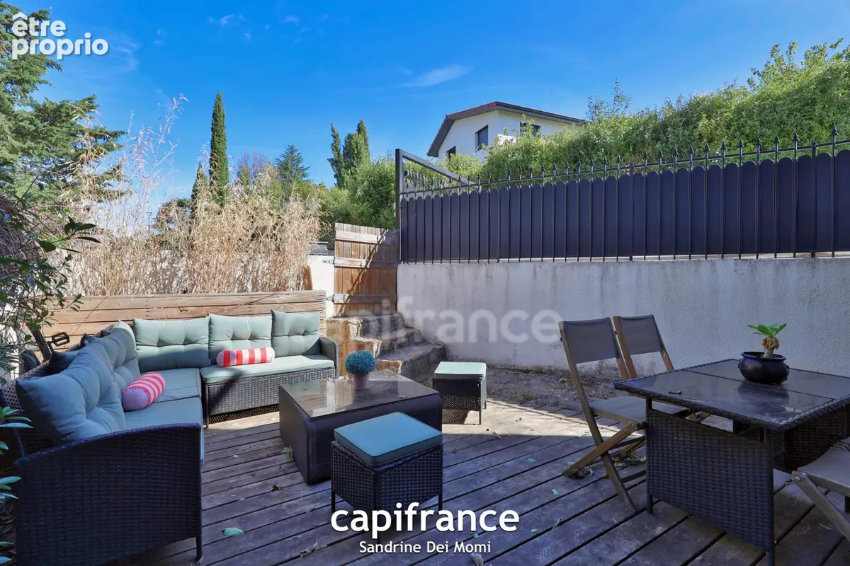 SAINT DIDIER AU MONT D'OR - Appartement T4 duplex avec terrasse et 2 stationnements - photo 4