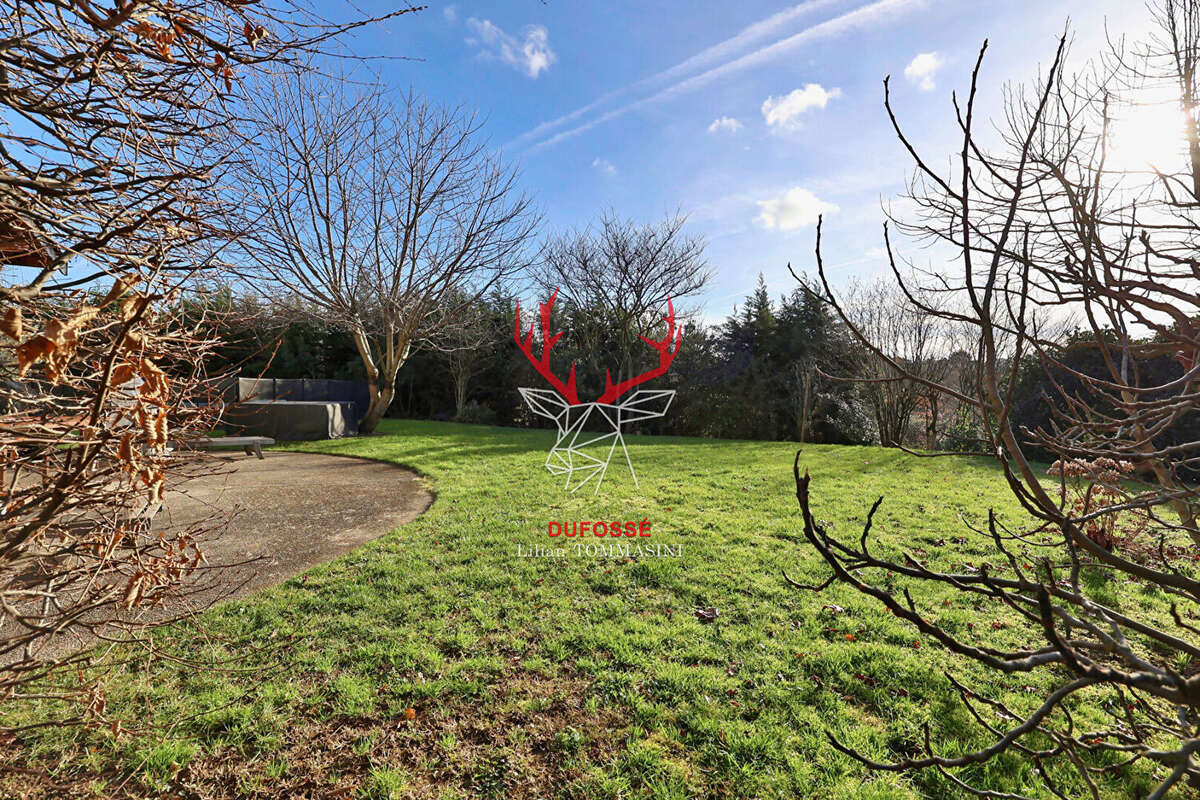 Maison à LA TOUR-DE-SALVAGNY