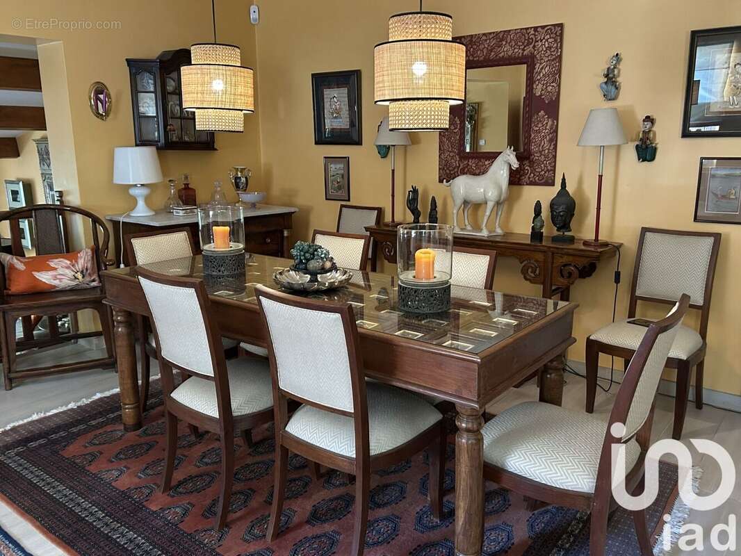 Maison 176 m² à Montjoux  - photo 7
