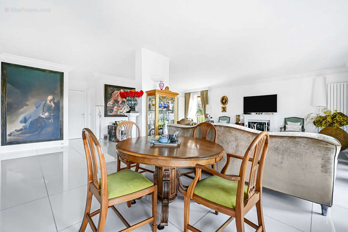 Appartement à SEVRES