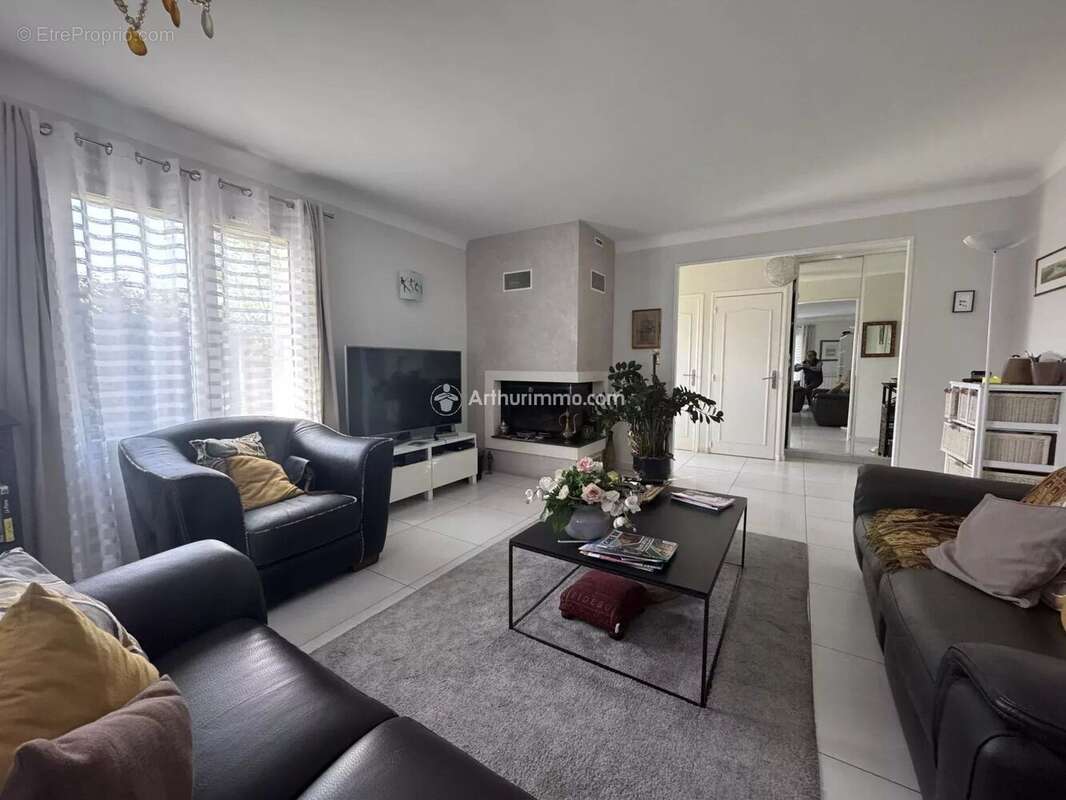 Maison à SIX-FOURS-LES-PLAGES