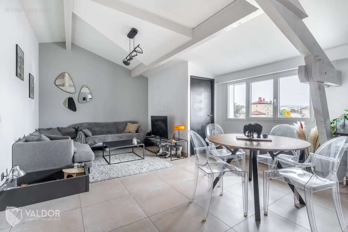 Appartement à VILLEFRANCHE-SUR-SAONE
