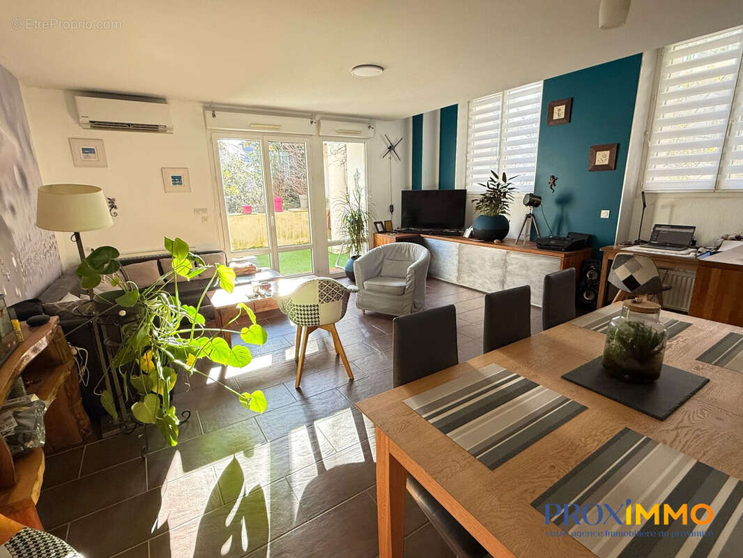 Appartement 74 m² à Voiron  - photo 2