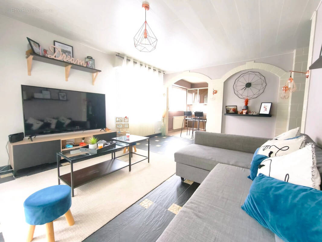 Appartement à ARPAJON
