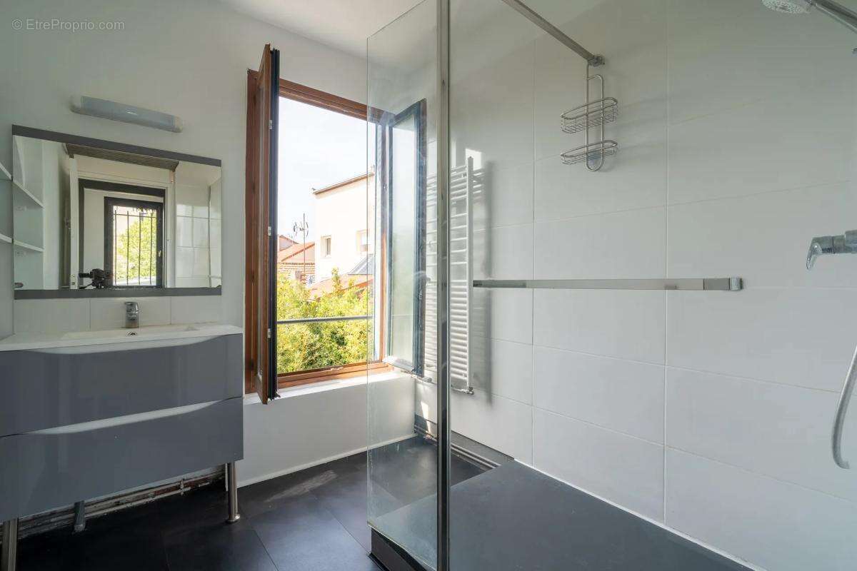 Maison à MONTREUIL