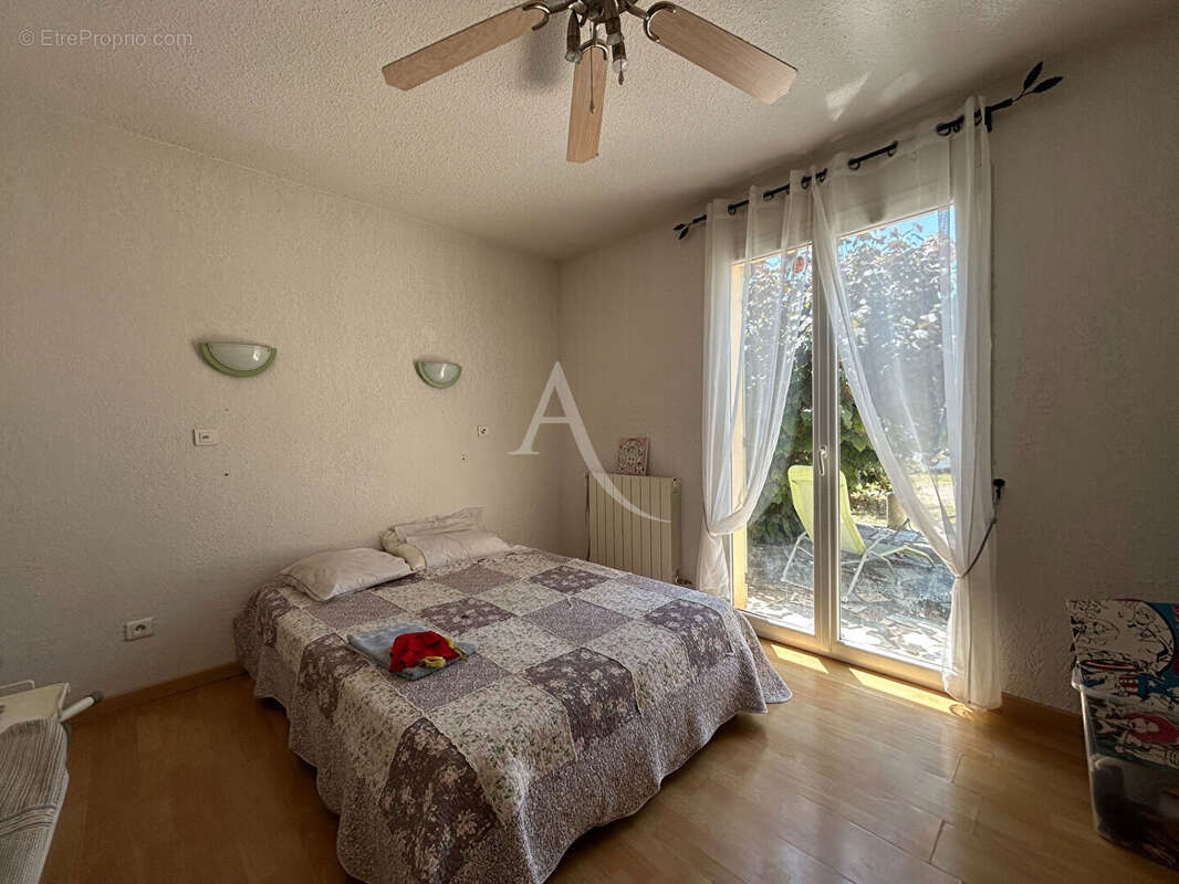 Maison à CAVANAC