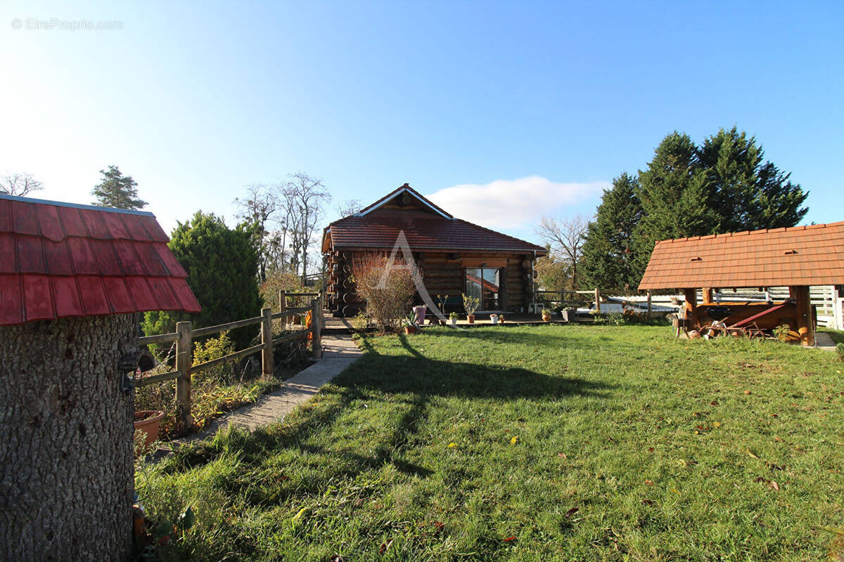 Maison à MONT-PRES-CHAMBORD