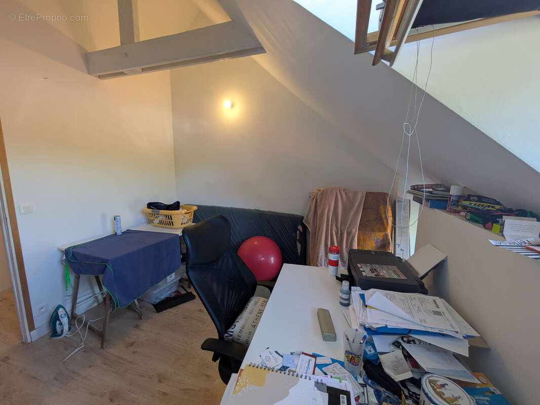 Ensemble immobilier avec deux logements et local   Bas Pont-Scorff - photo 8