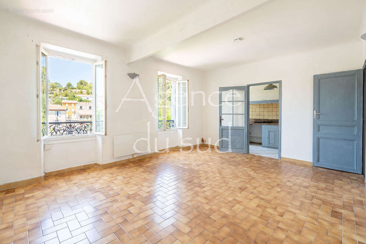 EXCLUSIVITÉ - Appartement lumineux Gardanne 3 pièces 70 m2 - photo 3