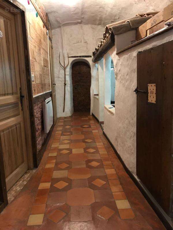 Maison à MIRABEL-AUX-BARONNIES