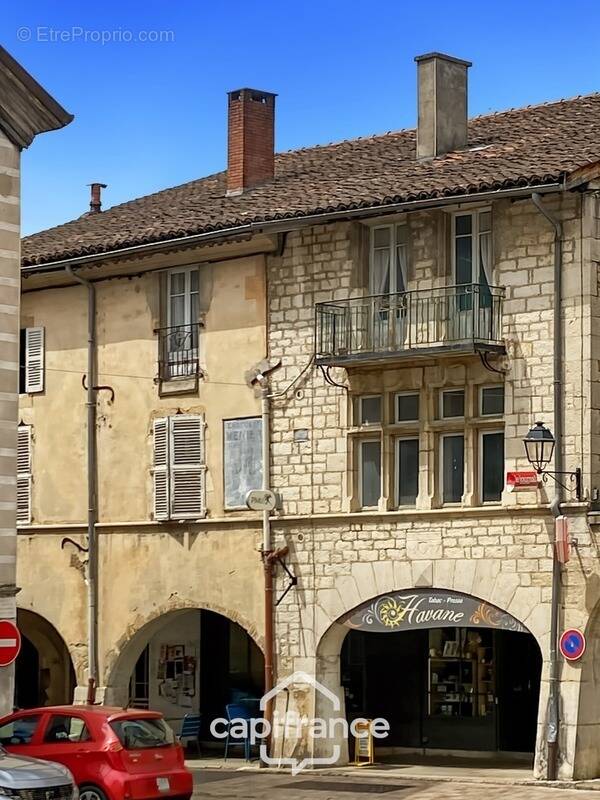 Appartement à CUISEAUX