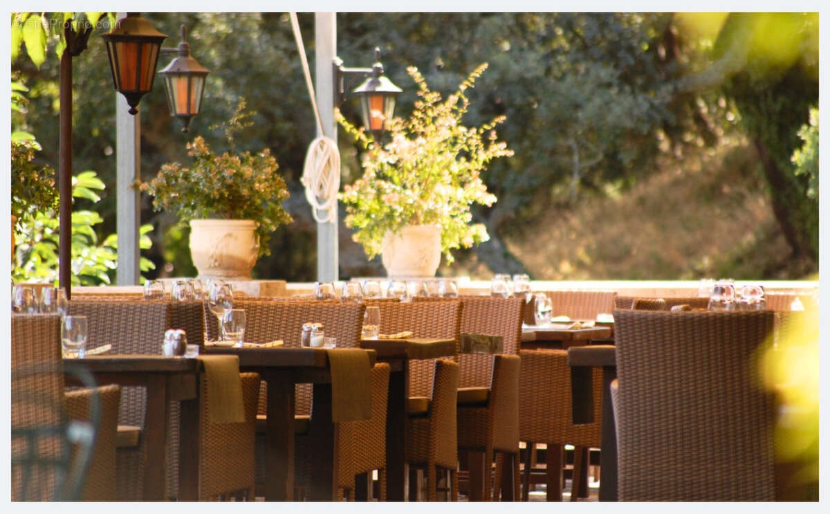 Commerce à SAINT-TROPEZ