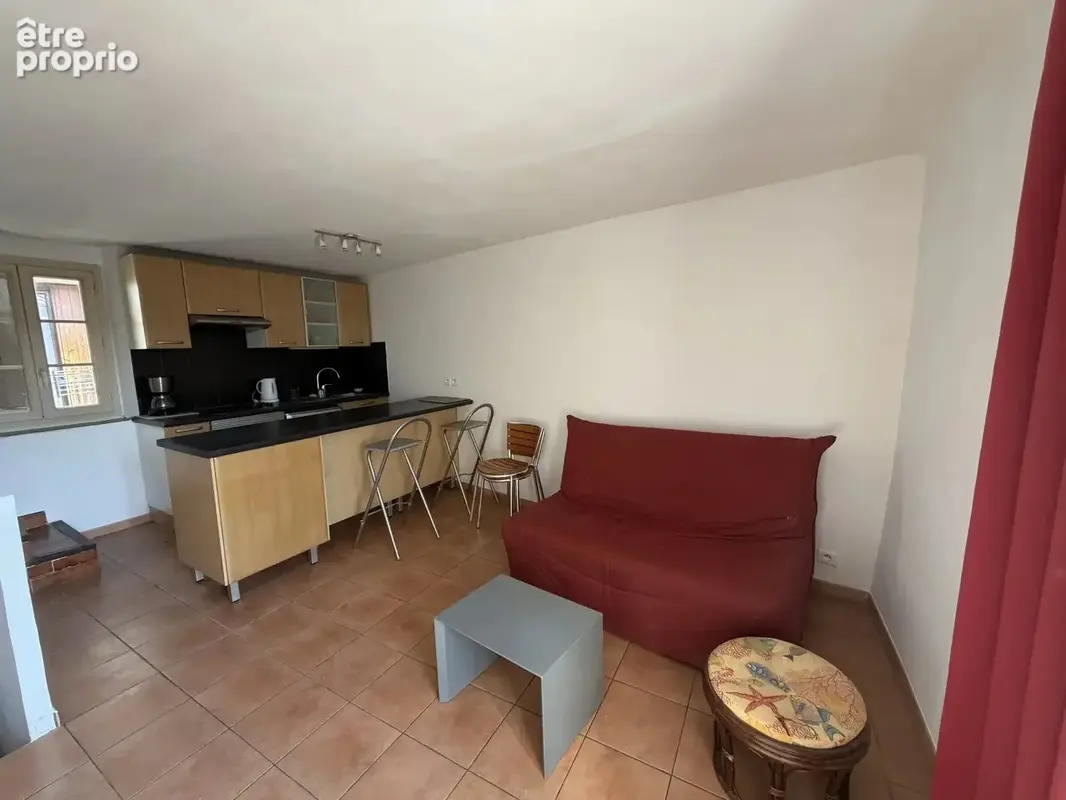 Appartement à PEILLE
