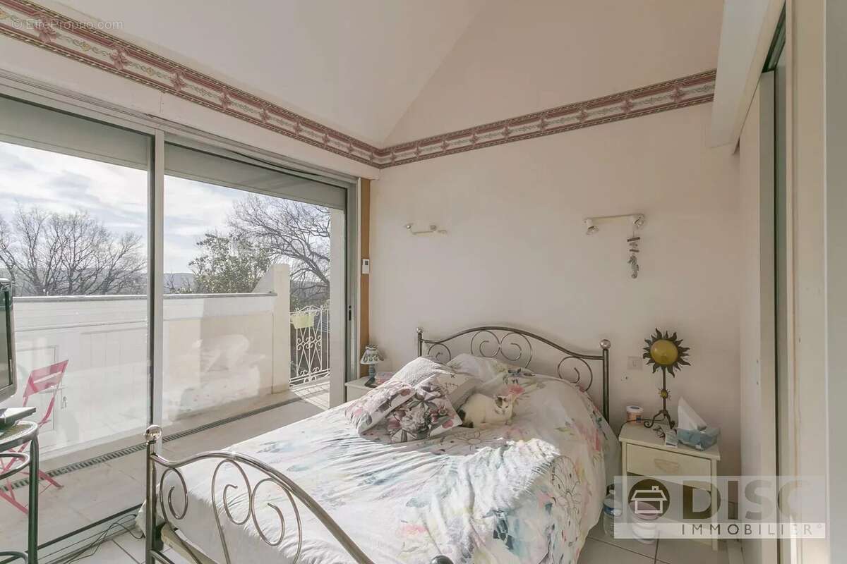 Maison à SAINT-ANDRE-DE-NAJAC