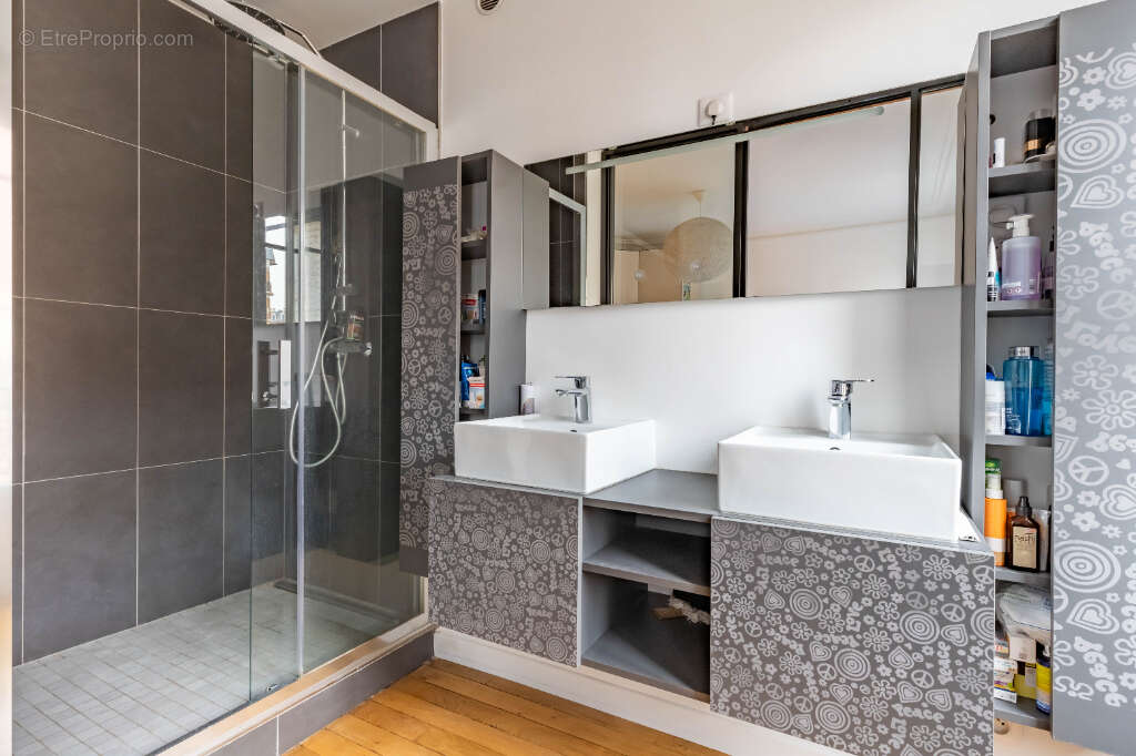 Appartement à PUTEAUX