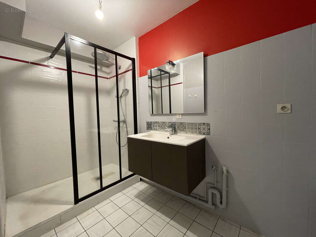 Appartement à COGNAC