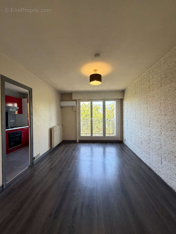 Appartement Le Bourget 1 pièce(s) 25 m2 - photo 3