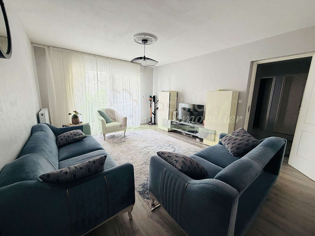 Appartement à CLUSES