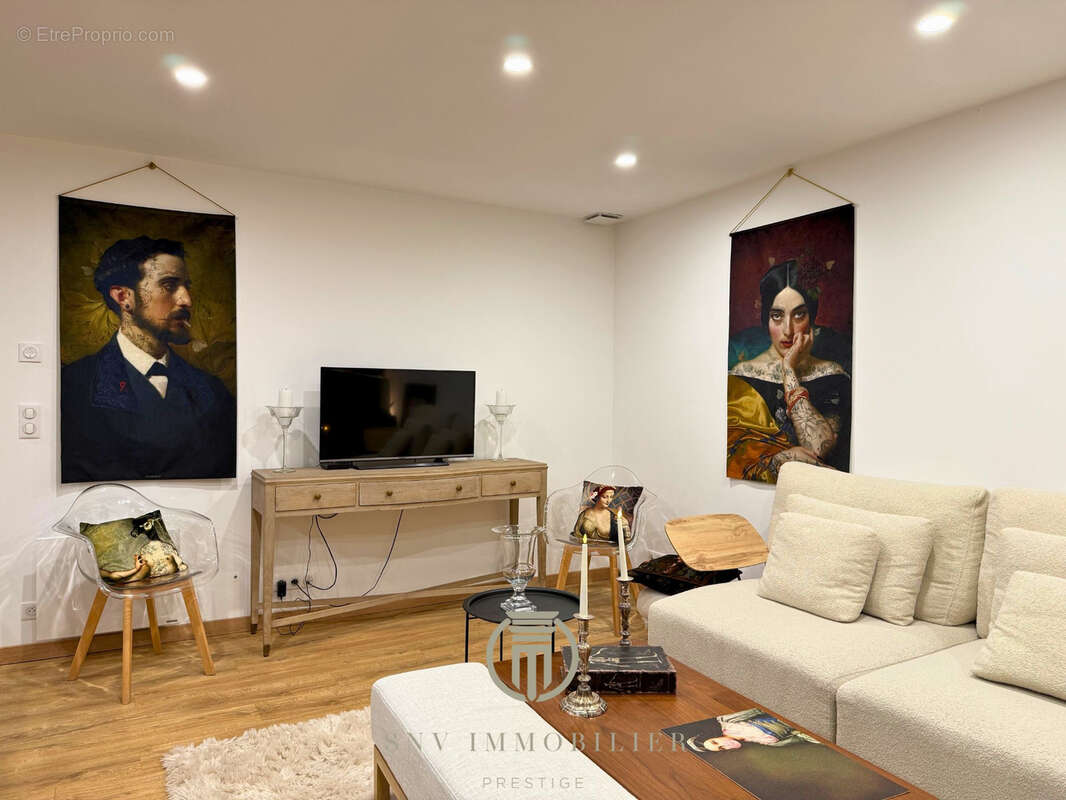 Appartement à MONTCEAU-LES-MINES