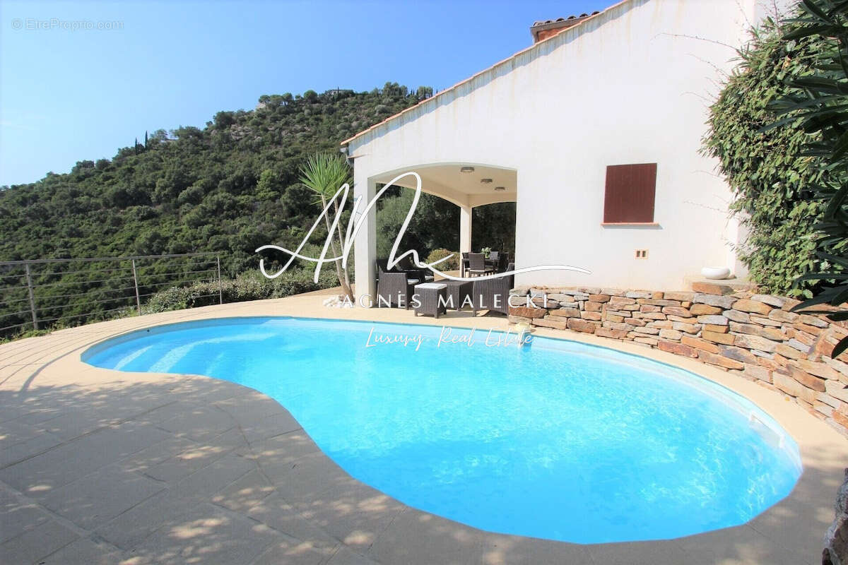 Maison à CAVALAIRE-SUR-MER
