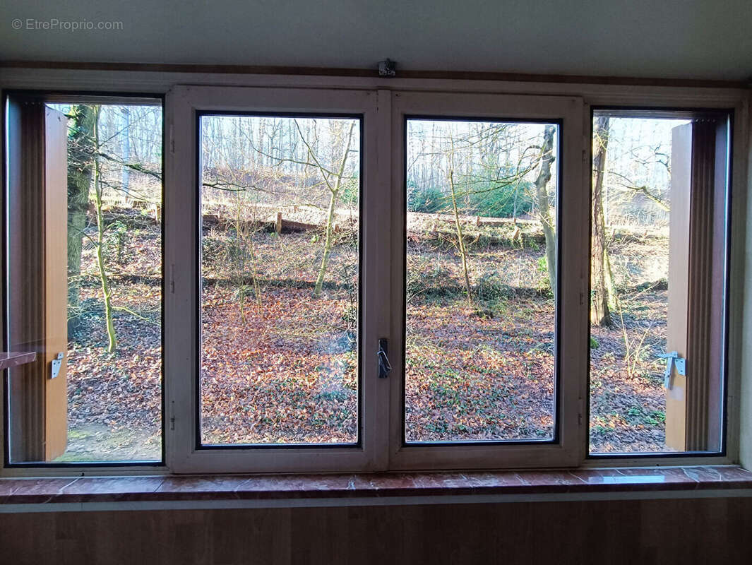 Appartement à FONTENAY-LE-FLEURY