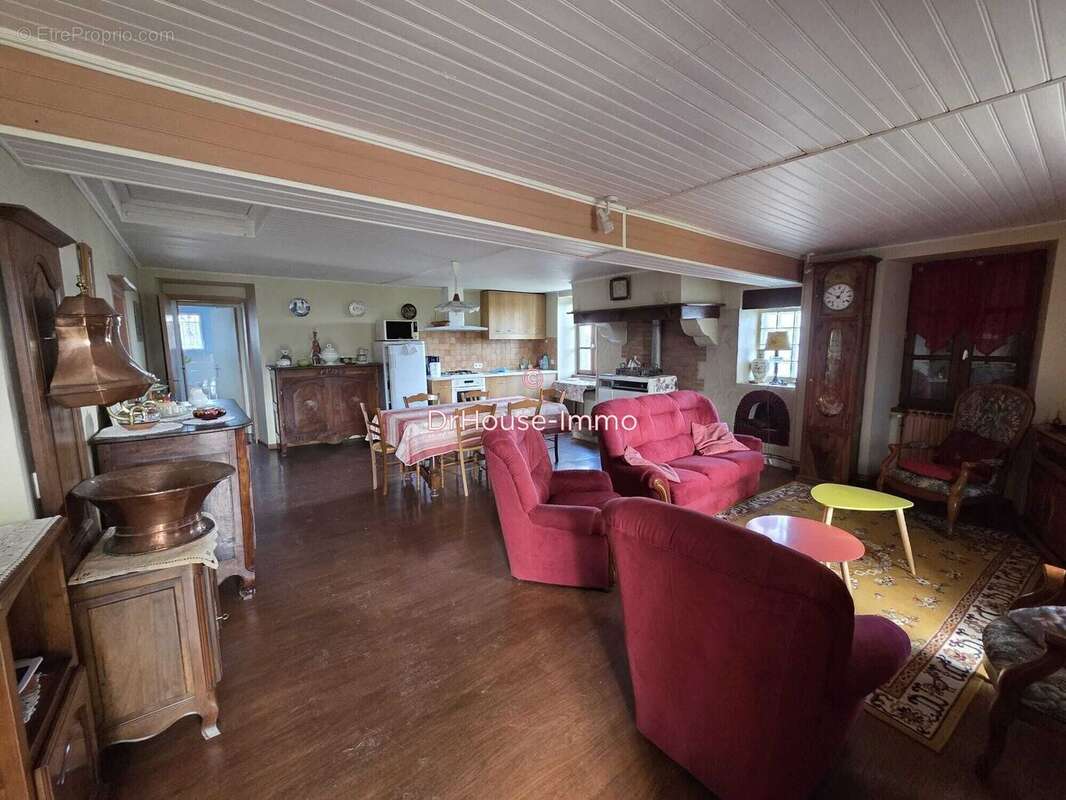 Maison 100 m² à Aujols  - photo 6