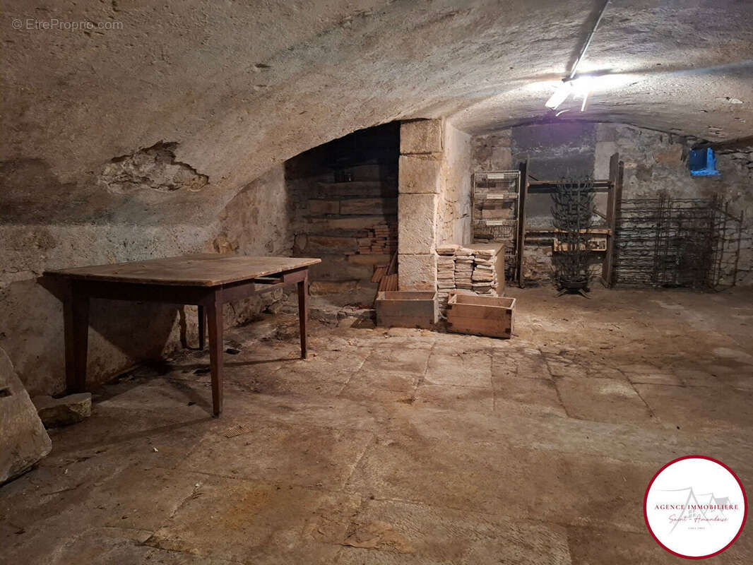 Maison à SAINT-AMAND-MONTROND